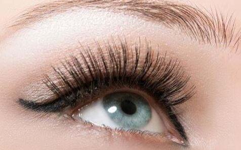 開(kāi)眼角能讓眼睛睫毛變得更加挺翹嗎
