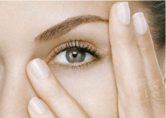 深圳吸脂去眼袋，讓你瞬間恢復美麗亮眼