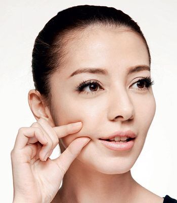 怎樣消除法令紋？