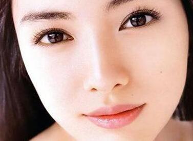 昆明開(kāi)眼角要多久恢復(fù)？有什么注意事項(xiàng)？