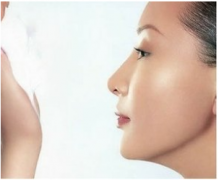 北京做手術(shù)去皺紋大概要多少錢？