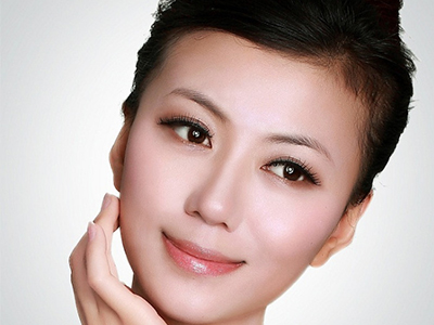 眼部吸脂的費(fèi)用大概是多少?