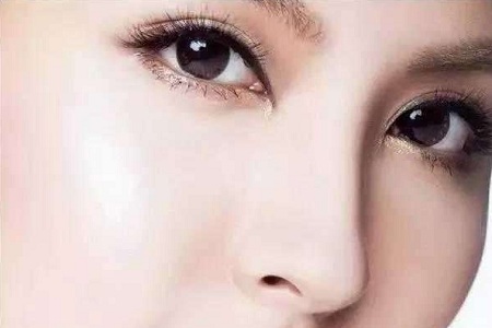 自體脂肪豐蘋(píng)果肌