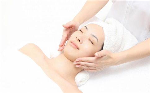 臉頰自體脂填充多少錢(qián)？