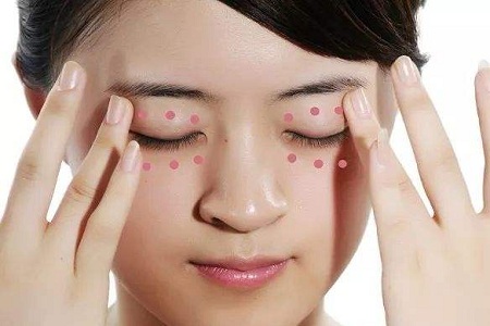 每到放假，做這個項目的人就會增多！--眼袋