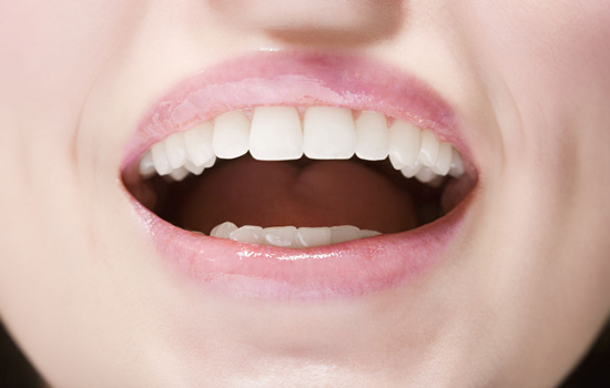 杭州做一個(gè)烤瓷牙套多少錢(qián)