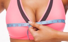 產(chǎn)后做自體脂肪隆胸有用嗎，還能母乳喂養(yǎng)嗎