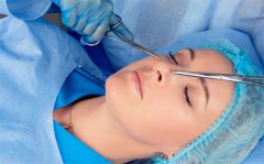 隆鼻修復(fù)手術(shù)價格，成都、重慶、長沙費(fèi)用參考