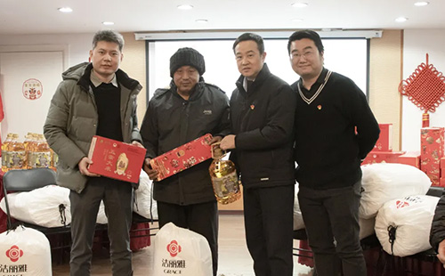 上海美萊黨支部開(kāi)展聯(lián)建關(guān)愛(ài)活動(dòng)，新春送暖情滿曹家堰！