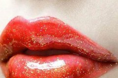 用玻尿酸豐唇后多久可以變軟自然，效果可以維持多久